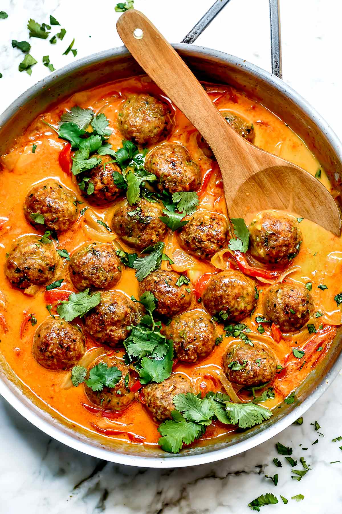 Low Carb Turkey Meatballs in Green Curry Sauce