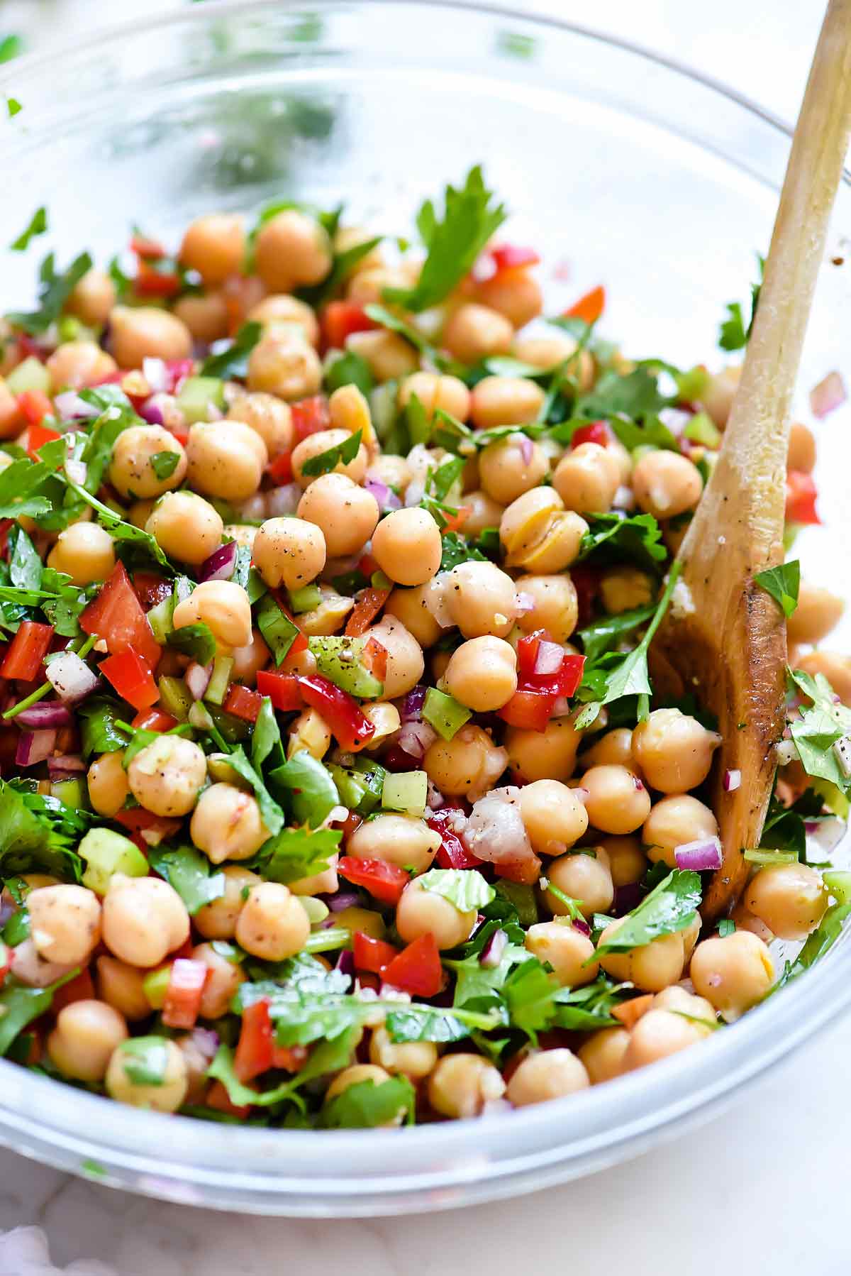 SIMPLE CHICKPEA SALAD